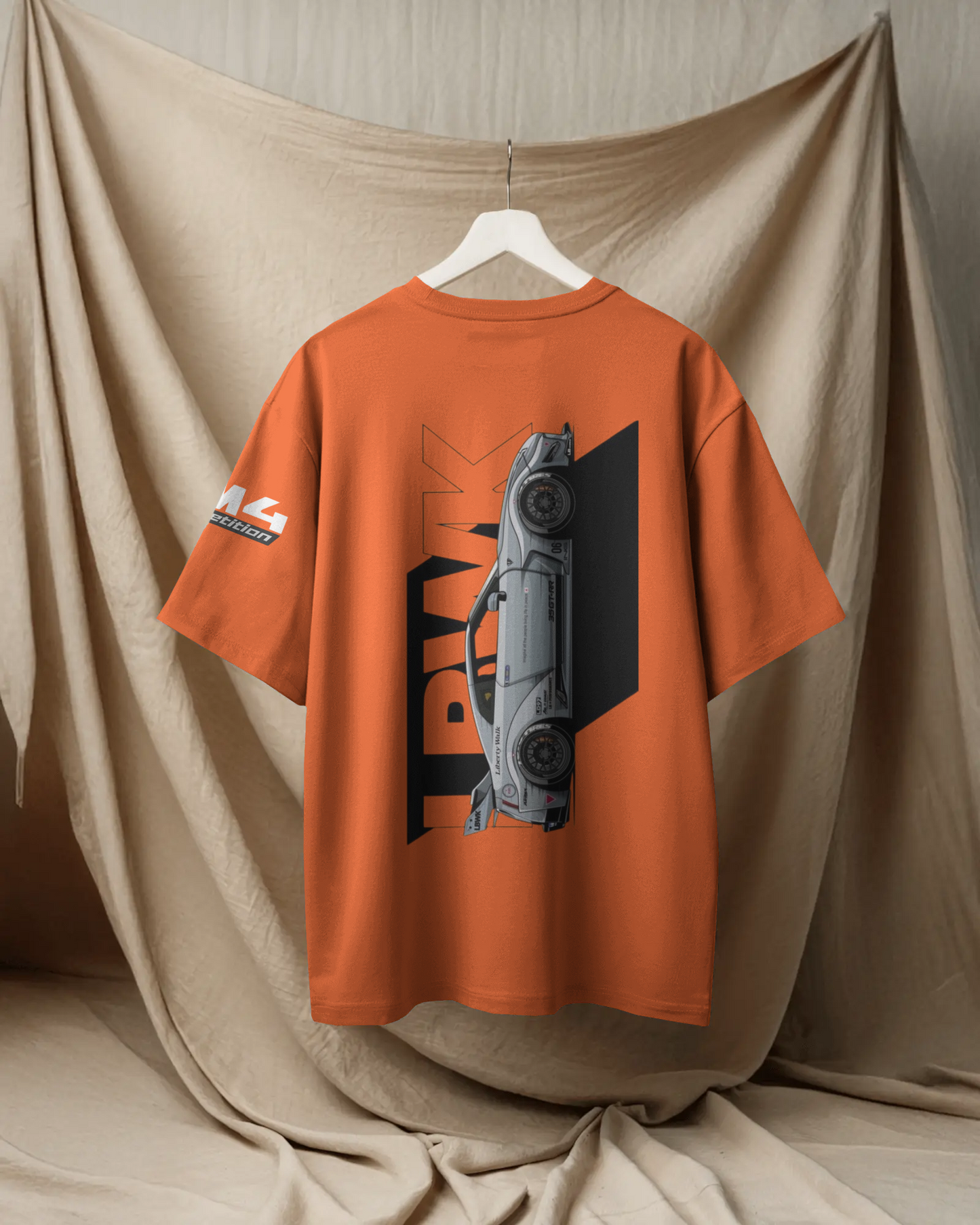 BMW M4 Oversized T-Shirt | cars oversized T-Shirt | Red Panda T-Shirt