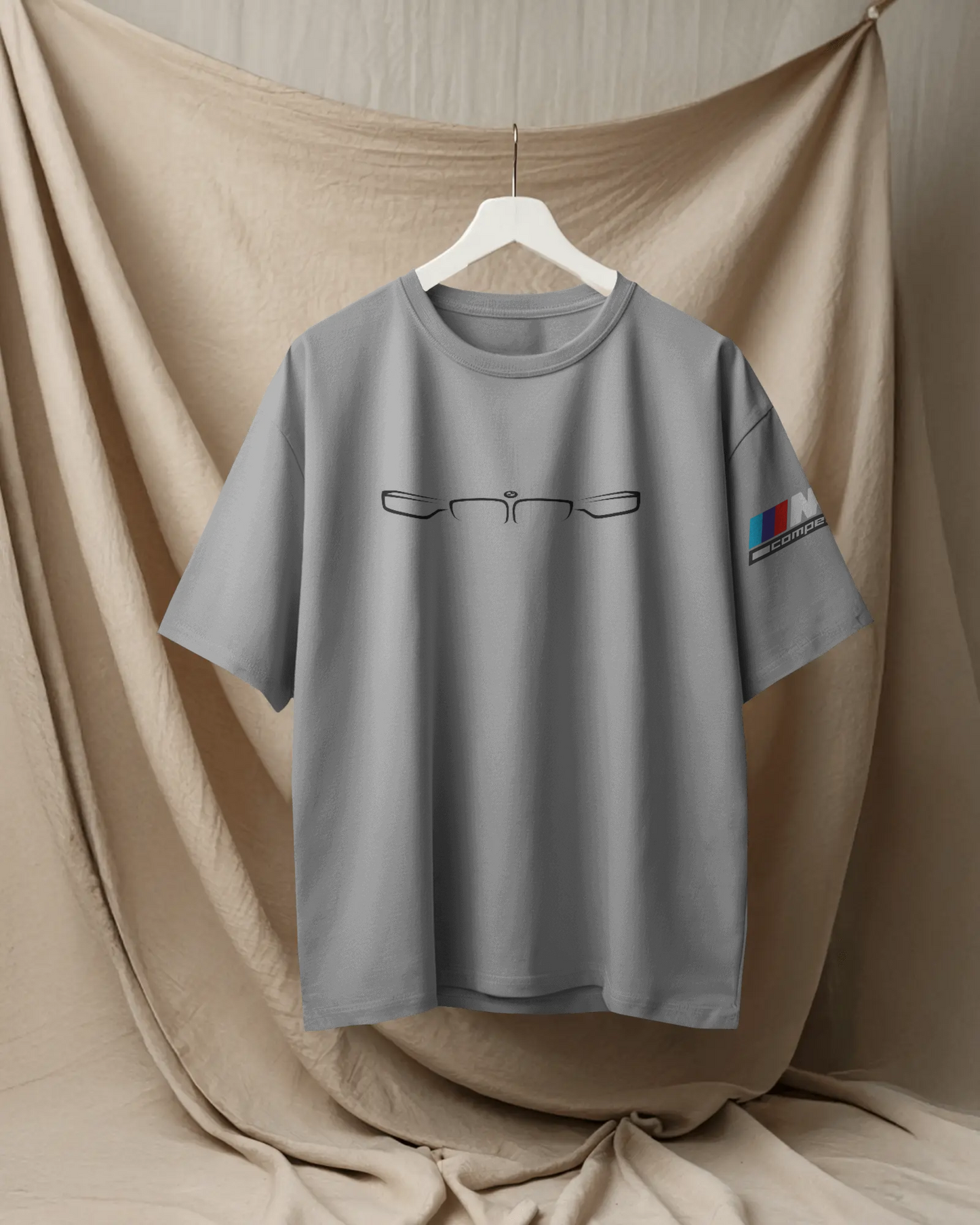 BMW M4 Oversized T-Shirt | cars oversized T-Shirt | Red Panda T-Shirt