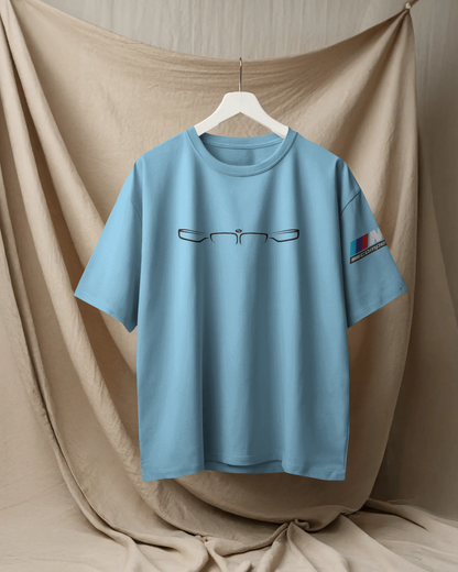 BMW M4 Oversized T-Shirt | cars oversized T-Shirt | Red Panda T-Shirt